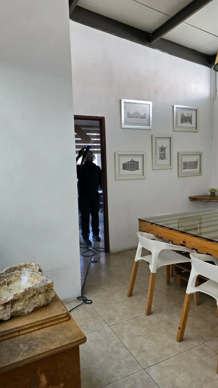 Imagen informativa que detalla qué significa plaguicidas y la importancia de su correcta utilización.